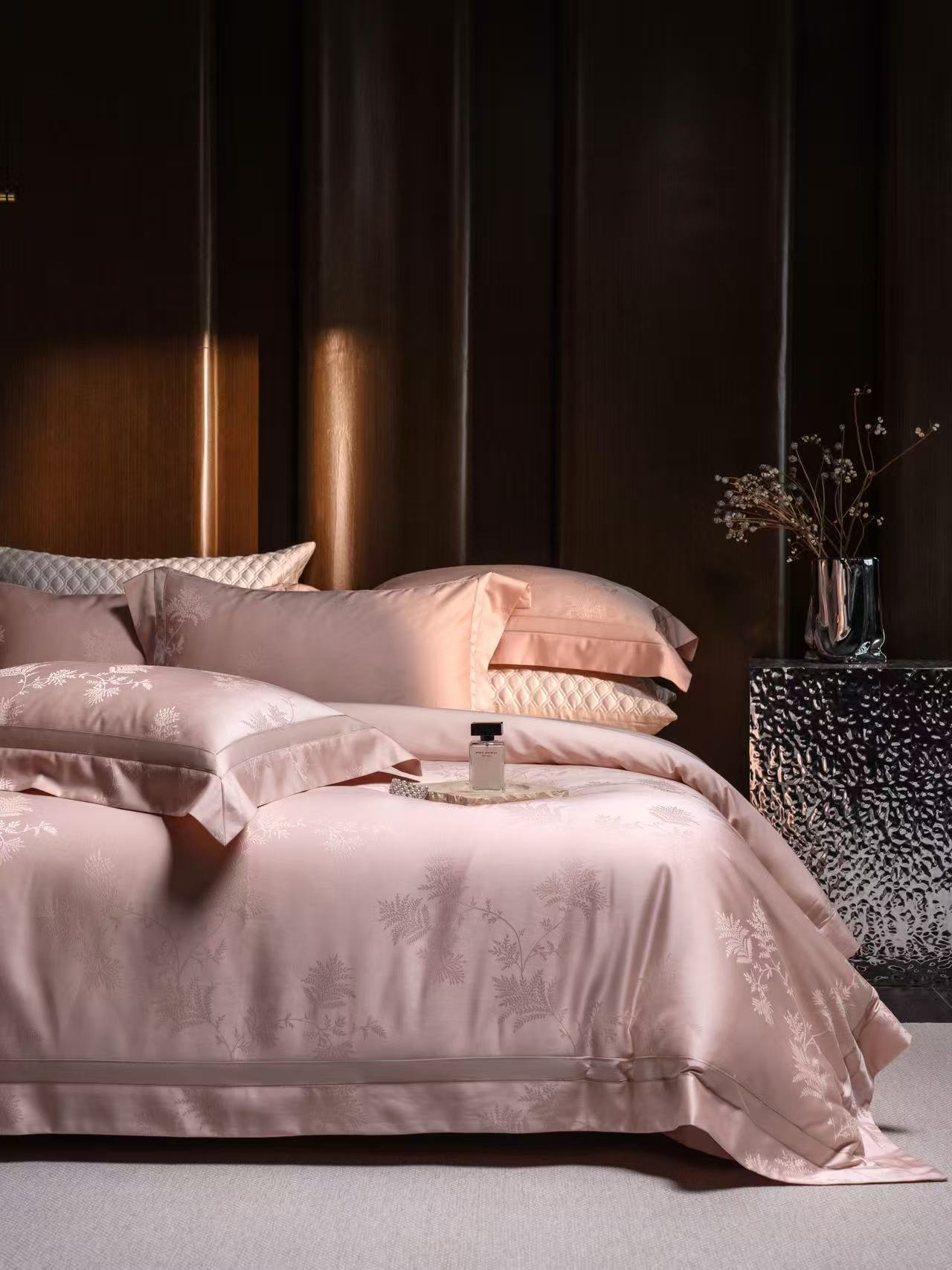 Luxuriöses Rosa Blumen-Jacquar – Luxury Home Textiles Usa Bewertung und Preis